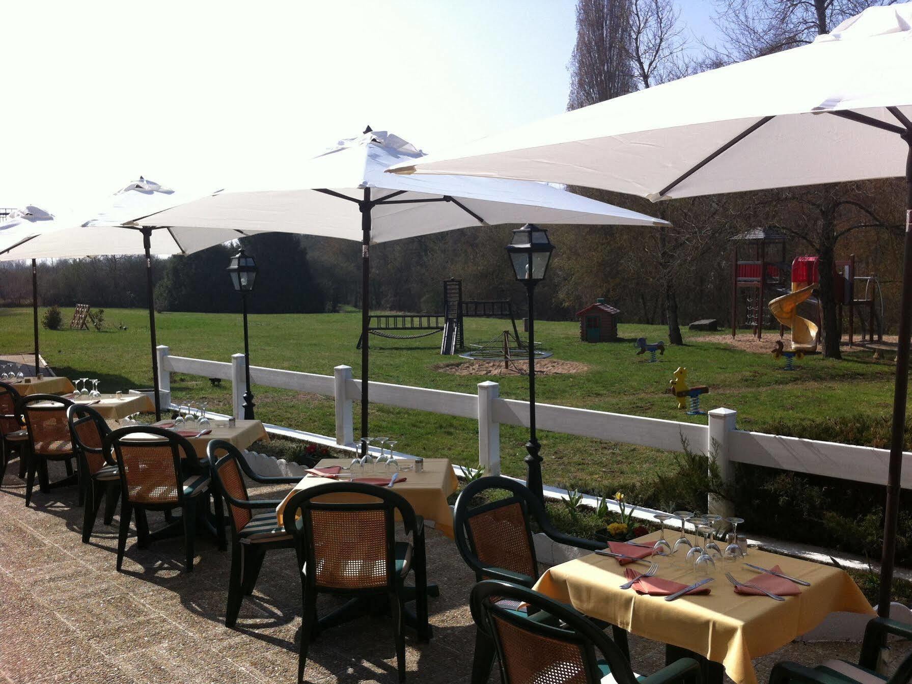 Hotel Restaurant Le Relais De Pouilly Zewnętrze zdjęcie