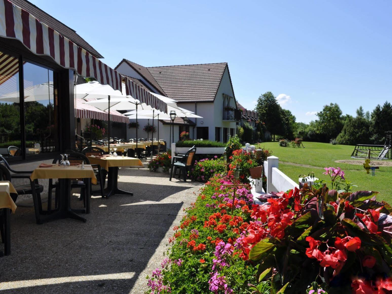 Hotel Restaurant Le Relais De Pouilly Zewnętrze zdjęcie